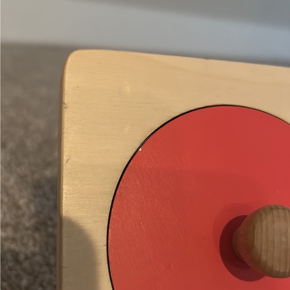 Lovevery Circle of Friends Puzzle 13 Months and up - Picture 5 of 11